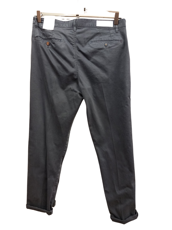 CHINOS BASICO - BL.11