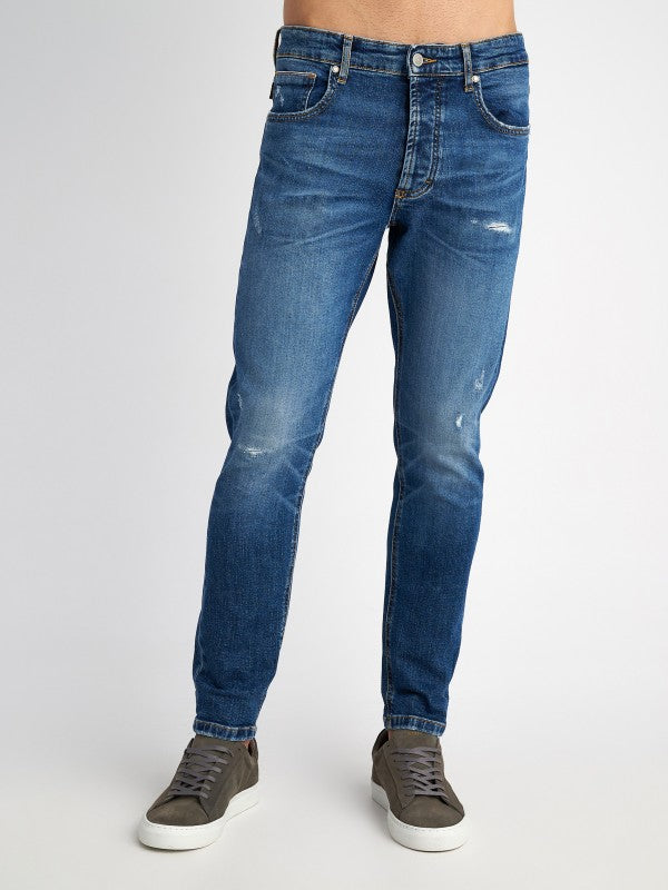 JEANS NOLLAN - STAFF GALLERY