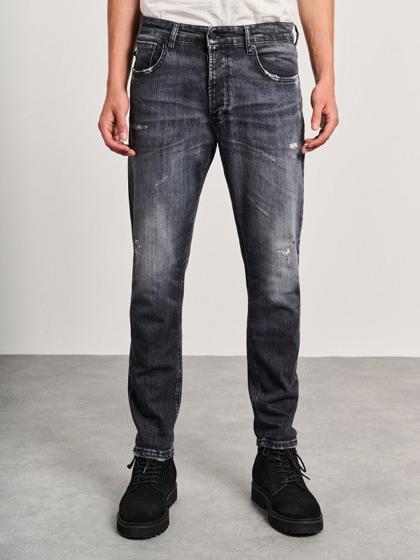 JEANS NOLLAN - STAFF GALLERY