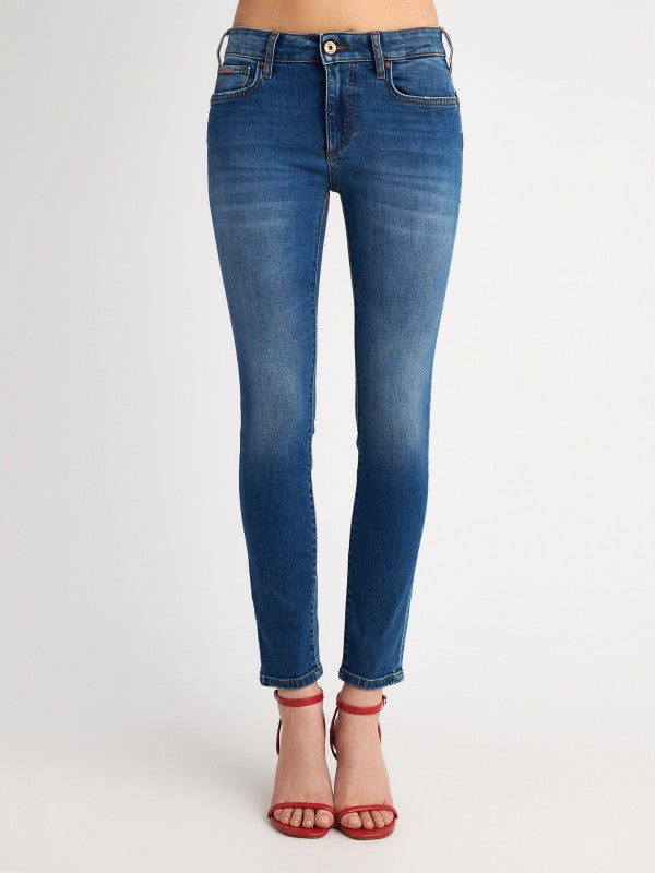 JEANS SANDRA PUSH UP - STAFF GALLERY