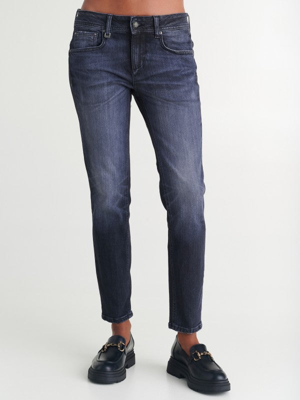 JEANS ESTELL - STAFF Gallery