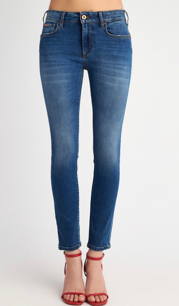 JEANS SANDRA - STAFF GALLERY