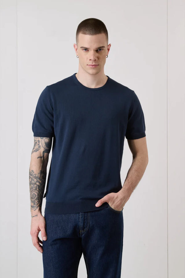 T-SHIRT IN MAGLIERIA - V2