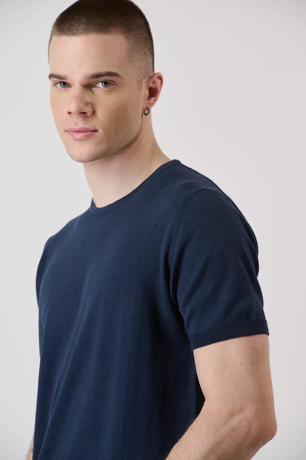 T-SHIRT IN MAGLIERIA - V2