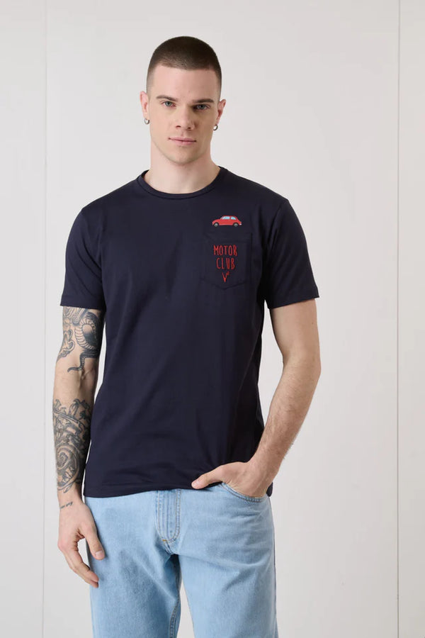 T-SHIRT CON STAMPA, TASCHINO CON RICAMO E INTERNO COLLO IN TESSUTO - V2