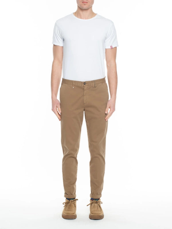 CHINOS BASICO - BL.11