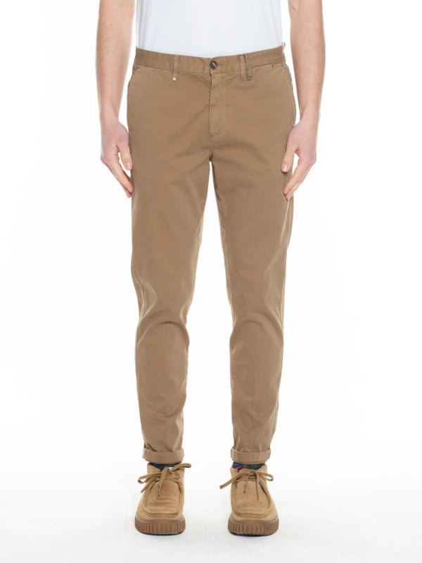 CHINOS BASICO - BL.11