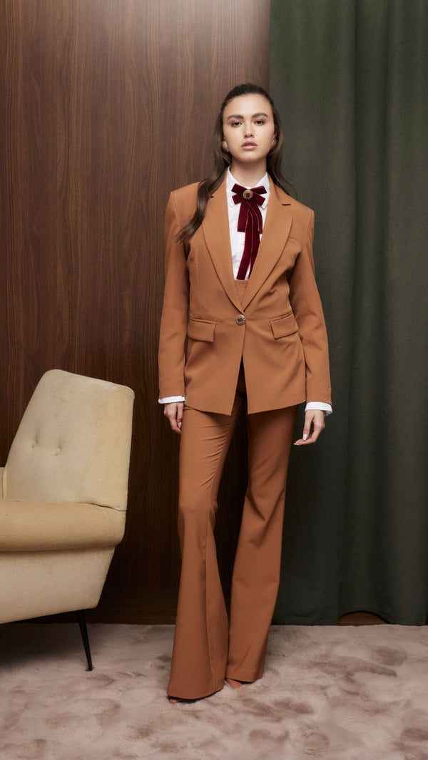 PANTAZAMPA - KOSTUMN1