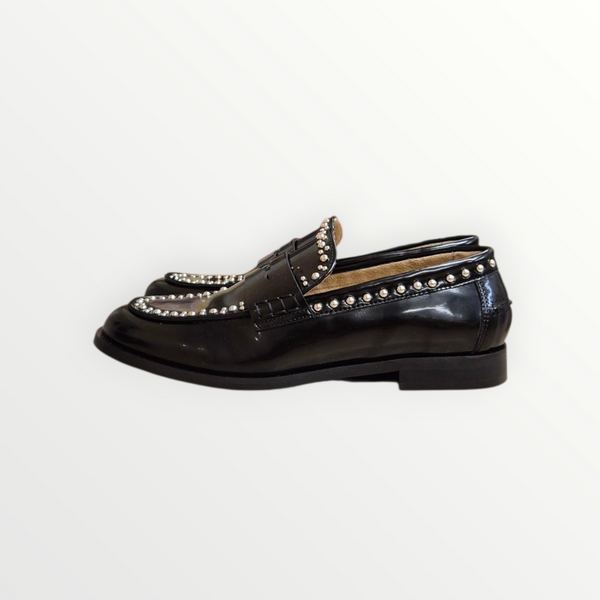 MOCASSINO IN PELLE CON BORCHIE - DIVINE FOLLIE